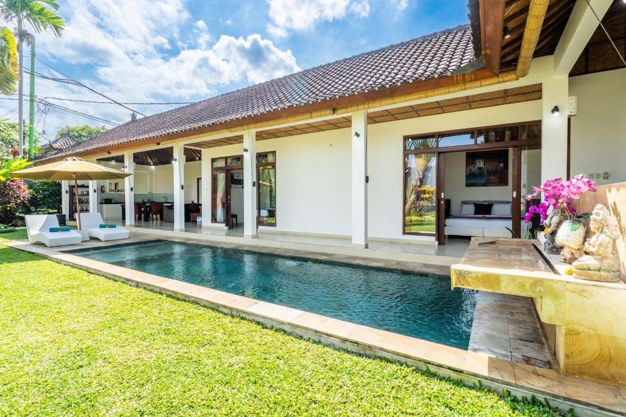 Romantica Villa Ubud エクステリア 写真